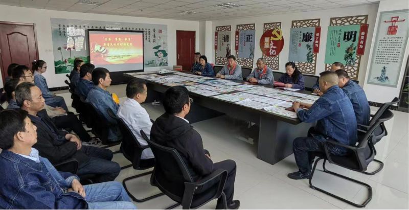 物產(chǎn)工投公司紀(jì)委舉辦&ldquo;崇廉、尊廉、敬廉&rdquo; 廉潔文化手抄報評比活動