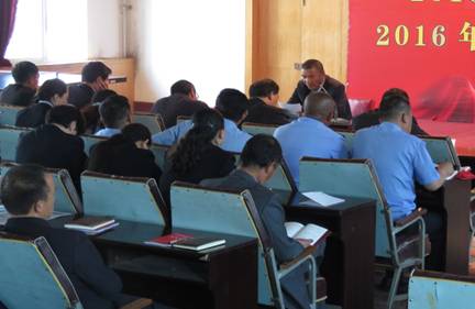 物產(chǎn)配送公司黨委開展&ldquo;兩學一做&rdquo; 勞動模范講專題黨課